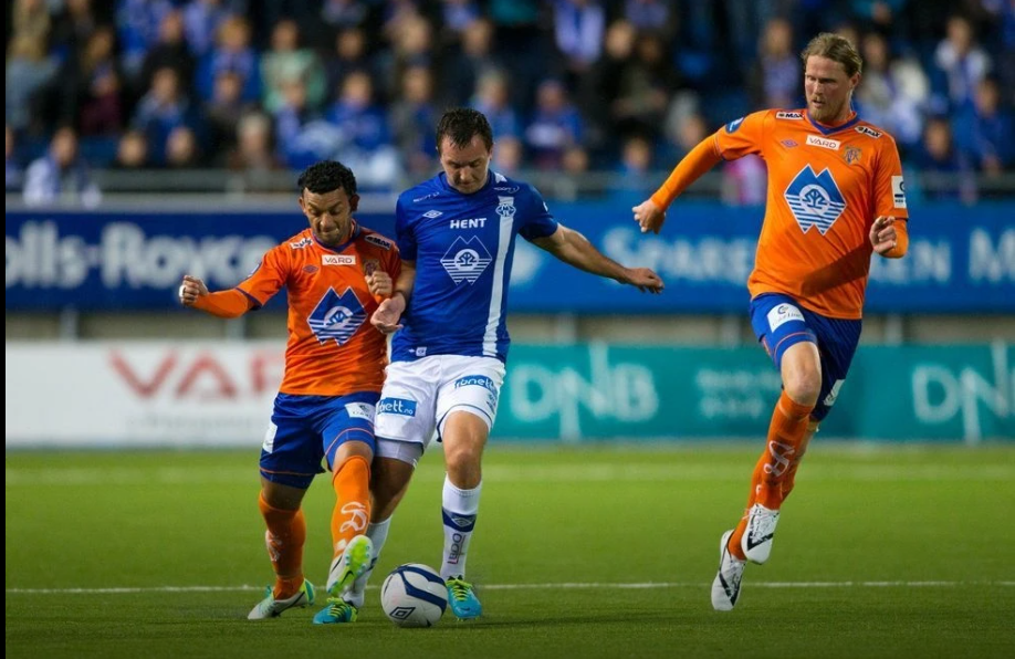 cầu thủ bóng đá cao nhất thế giới