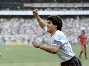 tiểu sử maradona