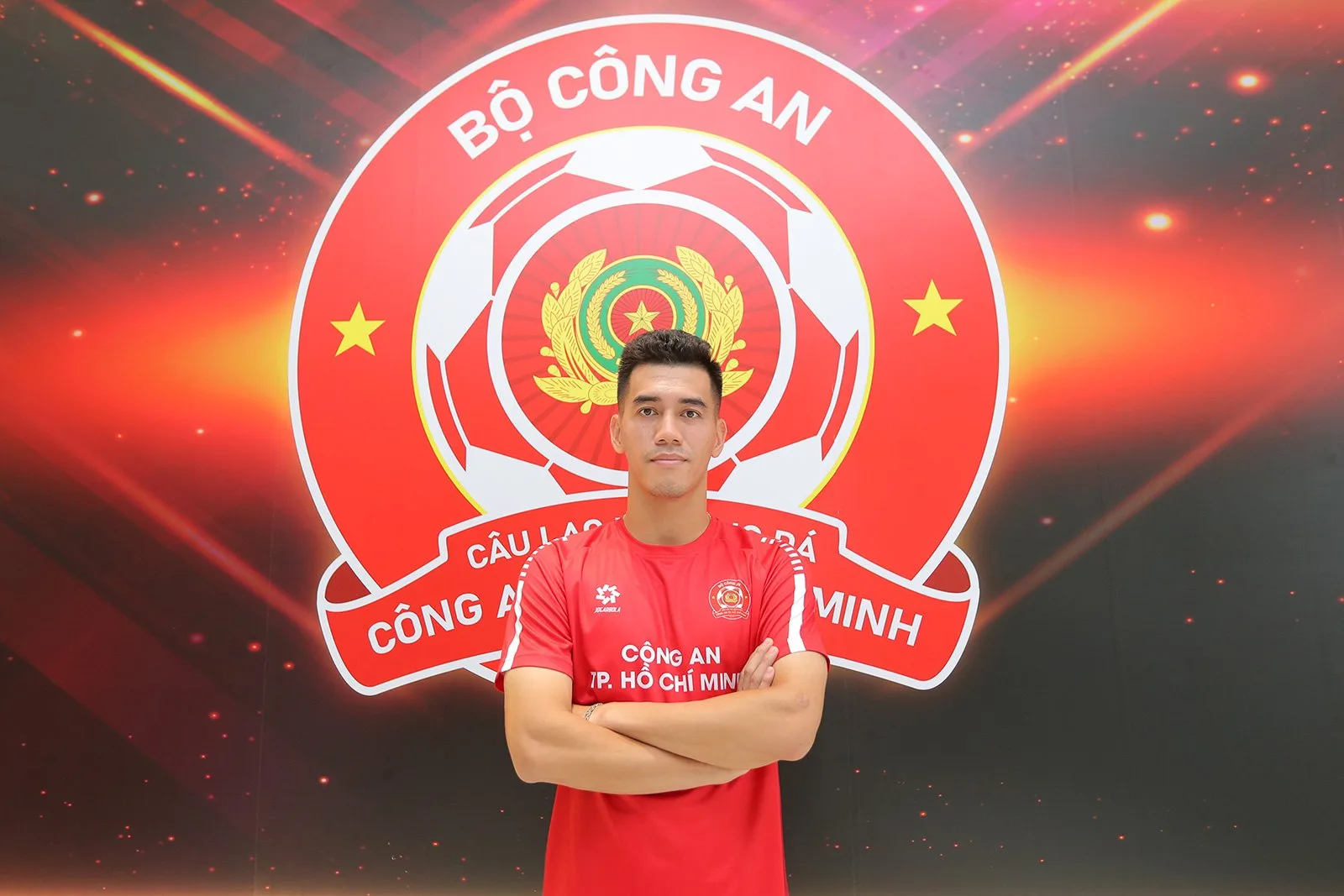 profile-cau-thu-tien-linh-cao-bao-nhieu-0991